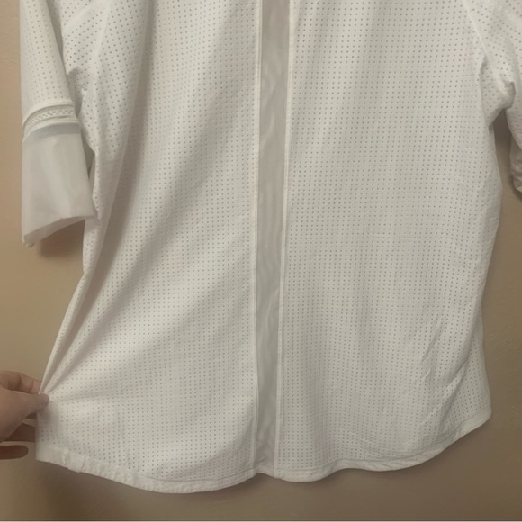 Lululemon Var-City 1/2 Sleeve in White - Picture 6 of 13